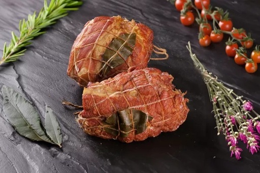 [rc01-01-00503-4] Ceafă de Porc Afumată Tradițional OK 0,8kgSzubryt