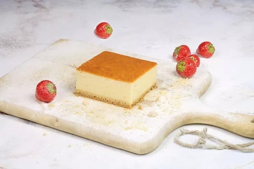 [rc04-01-00588-rc04-634] Tort Proaspăt Cheesecake Obisnuit Aproximativ 0,5kg Wojcik